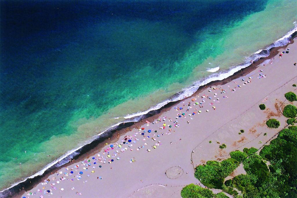 Campeggio Del Forte Marina Di Bibbona Bagian luar foto
