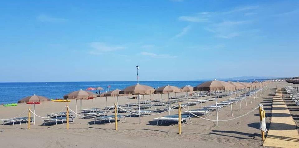 Campeggio Del Forte Marina Di Bibbona Bagian luar foto